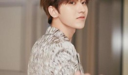 双人娱乐圈爆料博主有哪些,揭秘双人爆料博主背后的故事