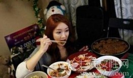 娱乐吃瓜酱外婆养大的羊羊视频,娱乐吃瓜酱视频背后的温馨故事