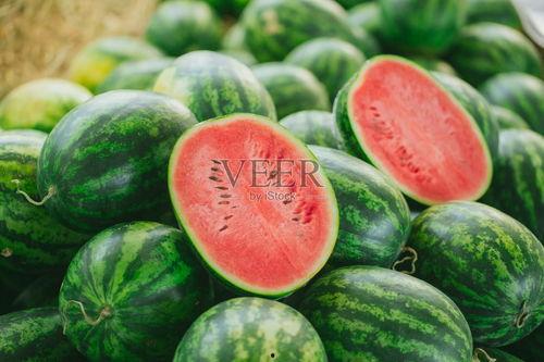 吃瓜照片,揭秘吃瓜群众的欢乐瞬间